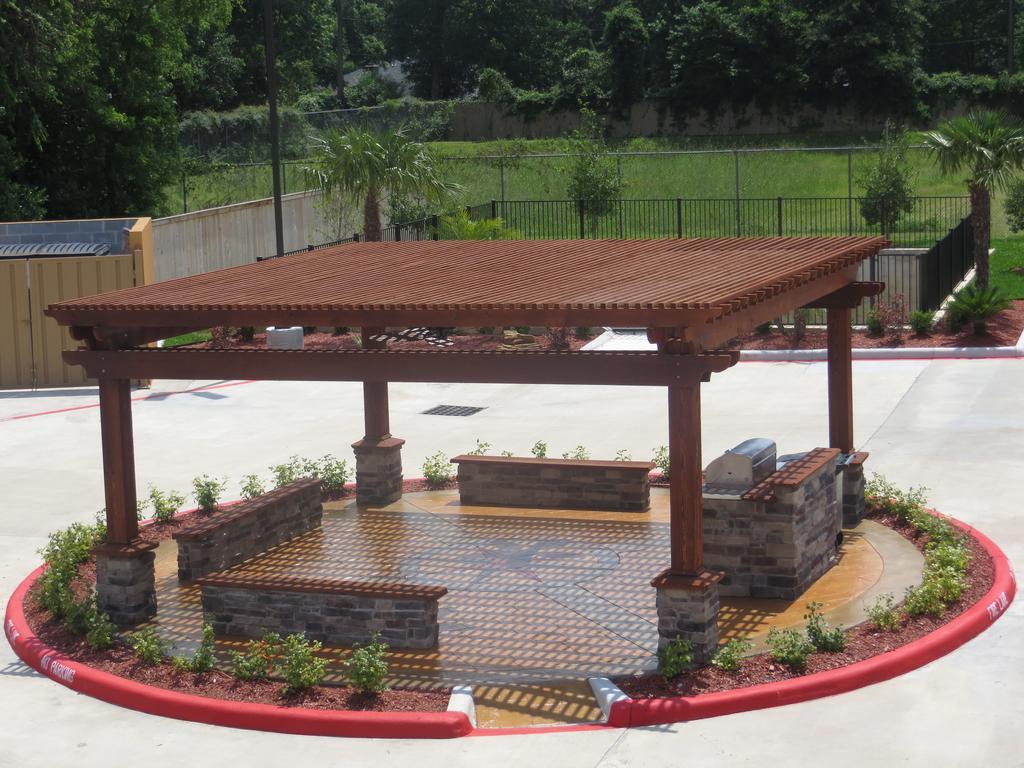 Econo Lodge Inn & Suites Houston Nw-Cy-Fair Jersey Village Exteriör bild