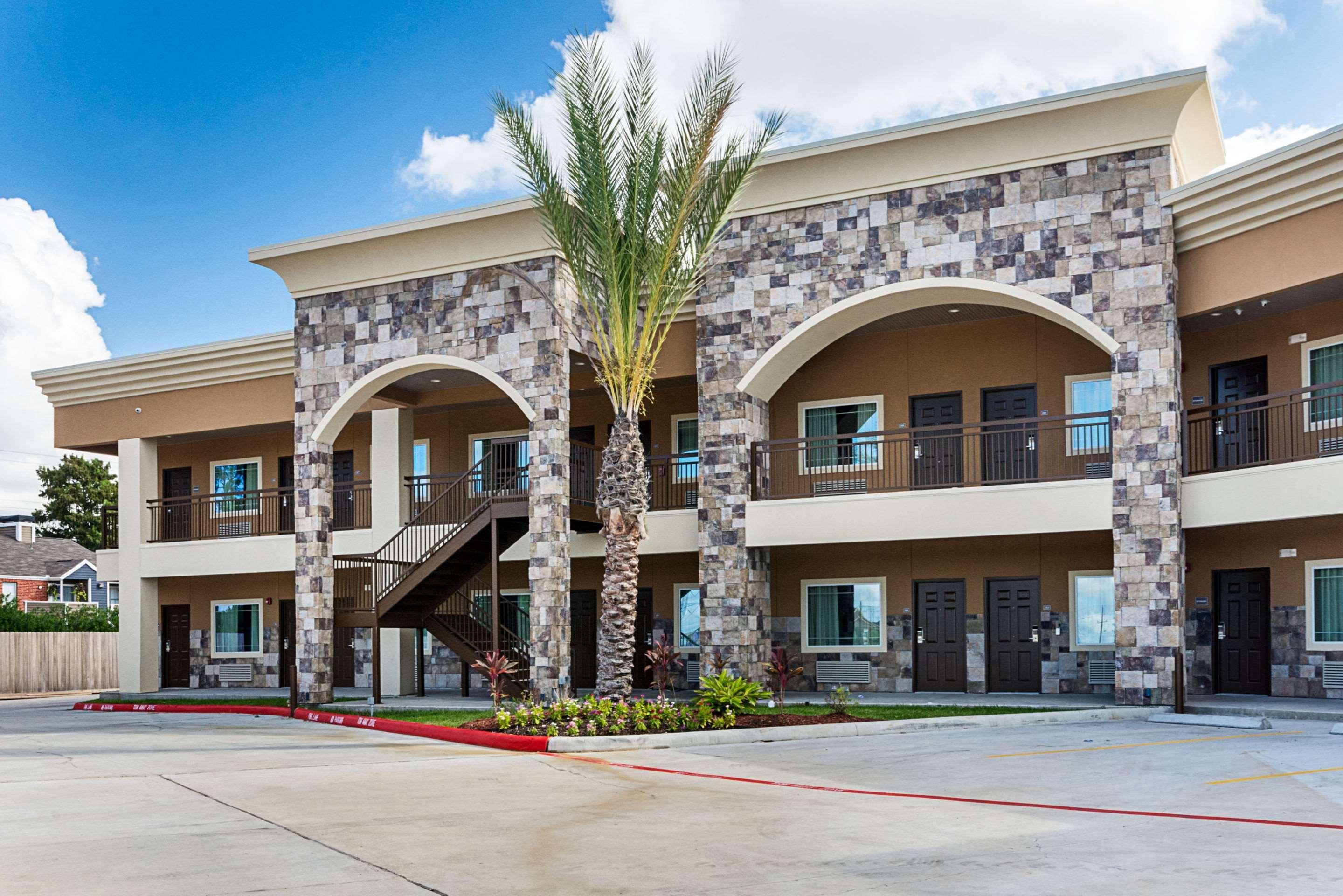 Econo Lodge Inn & Suites Houston Nw-Cy-Fair Jersey Village Exteriör bild
