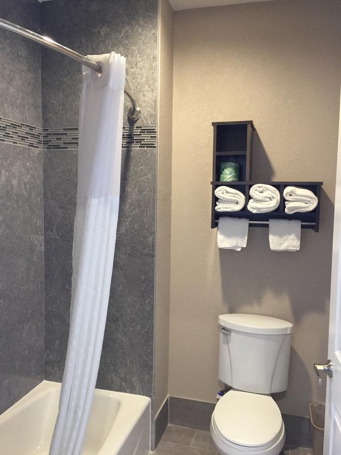 Econo Lodge Inn & Suites Houston Nw-Cy-Fair Jersey Village Exteriör bild